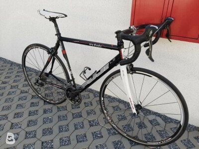 Fuji roubaix discount pro road bike