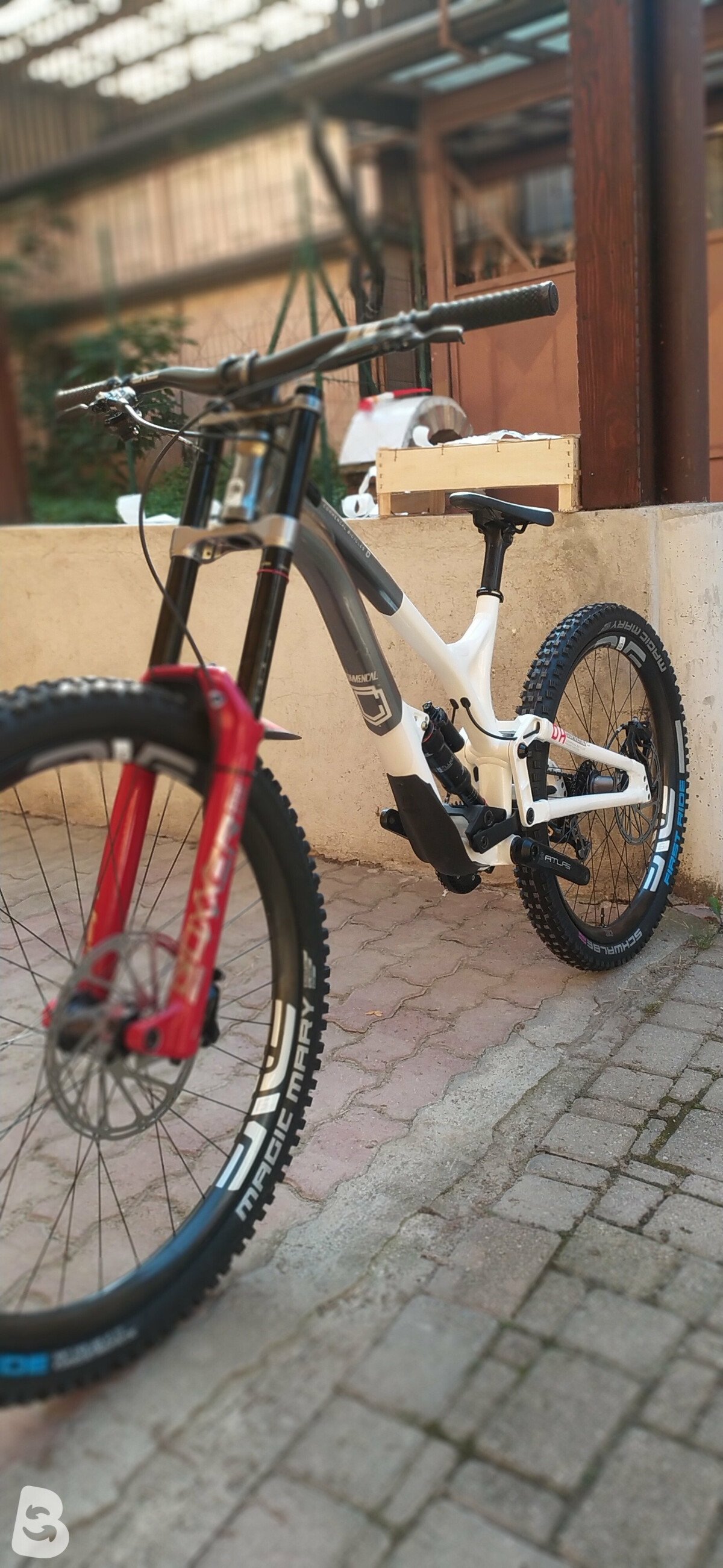 Commencal supreme 4.2 hot sale