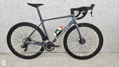 Giant TCR ADVANCED PRO 2025 SRAM RED AXS LTD ED 2025