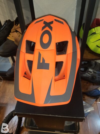 Fox Racing Dropframe 2024
