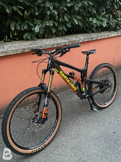 Santa cruz best sale nomad carbon r