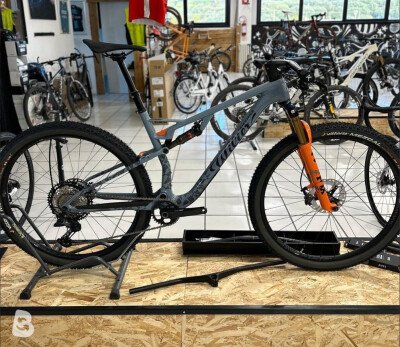 Wilier URTA MAX SLR 2025