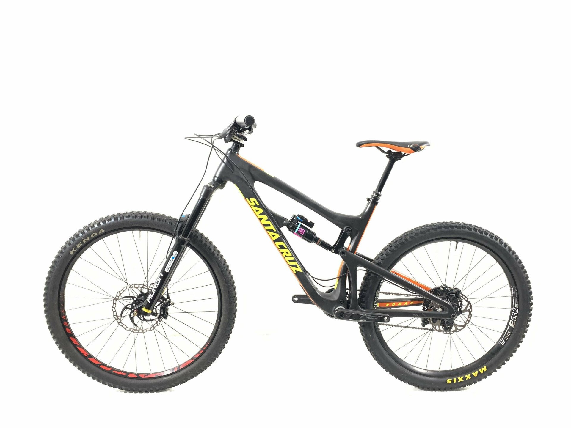 Santa cruz nomad 3 best sale cc 2017