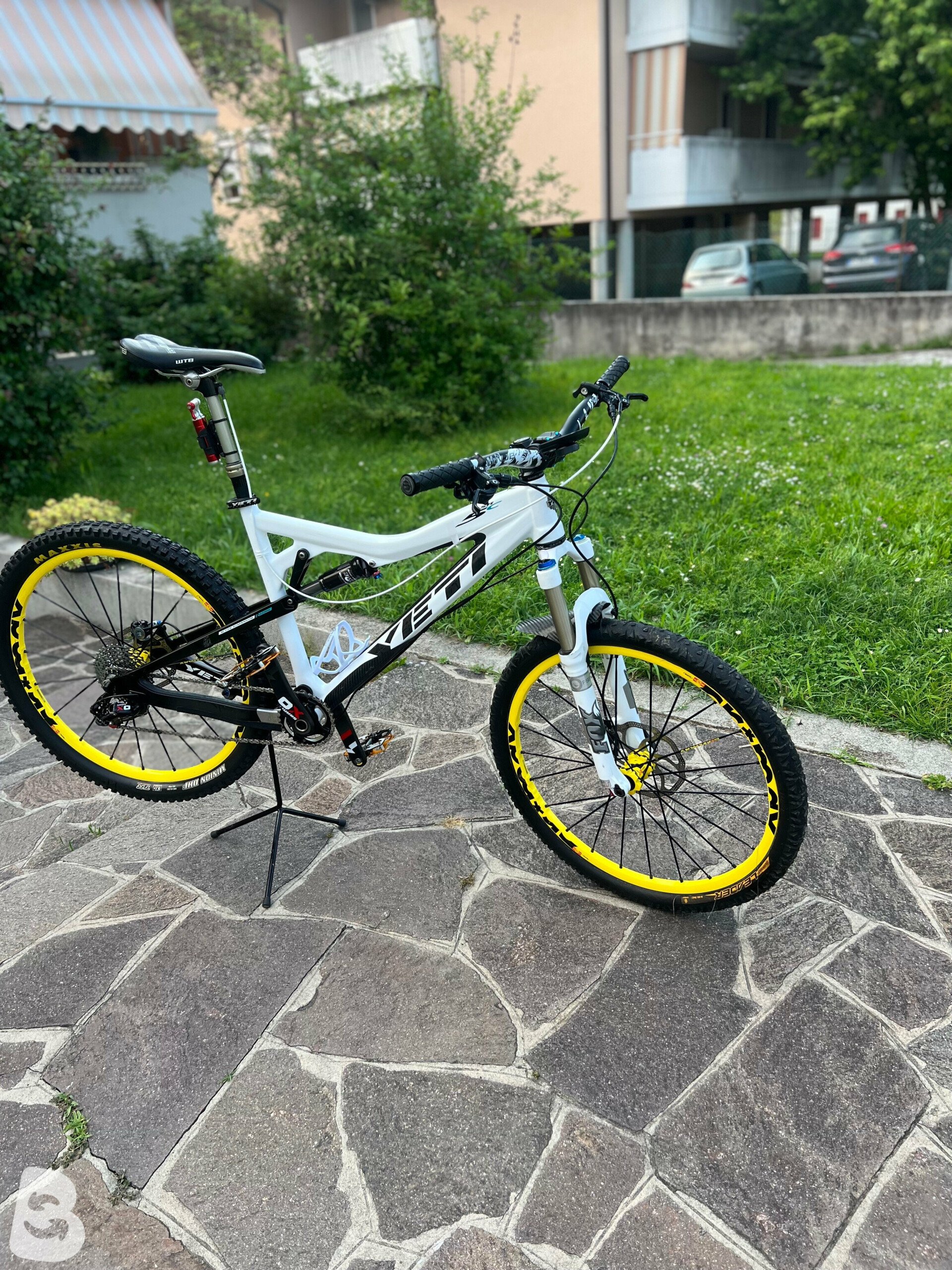 Yeti cheap asr 5c