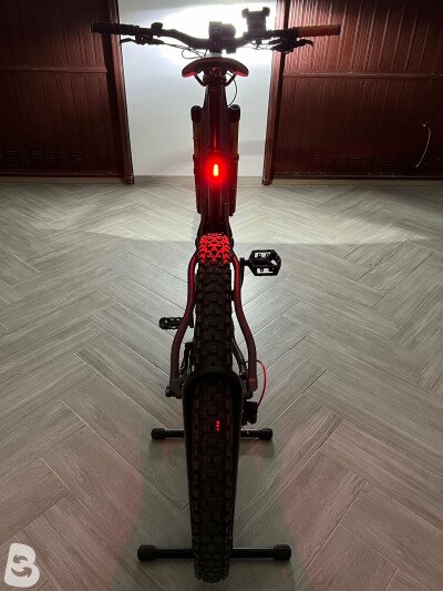 Jhi discount fat bike