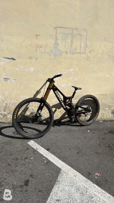 Santa Cruz V10 X01 MX Carbon 2023