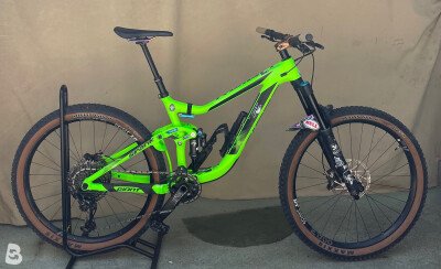 Giant Reign 1 2018