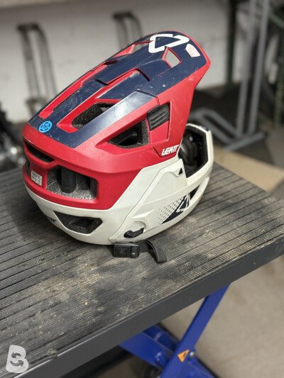 Leatt 4.0 enduro 2021