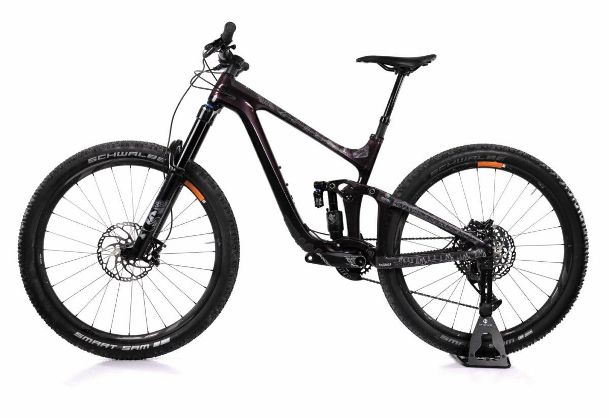 Giant reign 2021 discount carbon