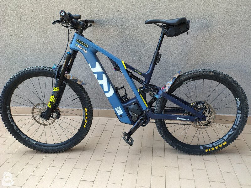 New 2023 Husqvarna Mountain Cross LE - M, Westfield MA | Specs, Price, Photos | Blue / White / Yellow