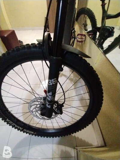 Sr Suntour Sr Suntour durolux 38 eq rc2 2024