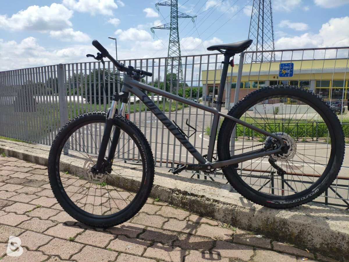 Specialized rockhopper hot sale comp 1