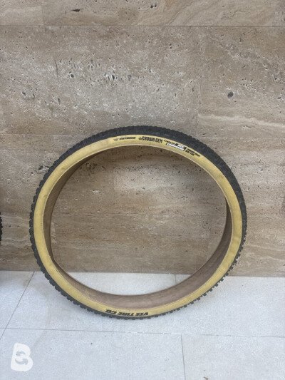 Schwalbe E-bike ready 25 foldable tyre natural wall synthesis