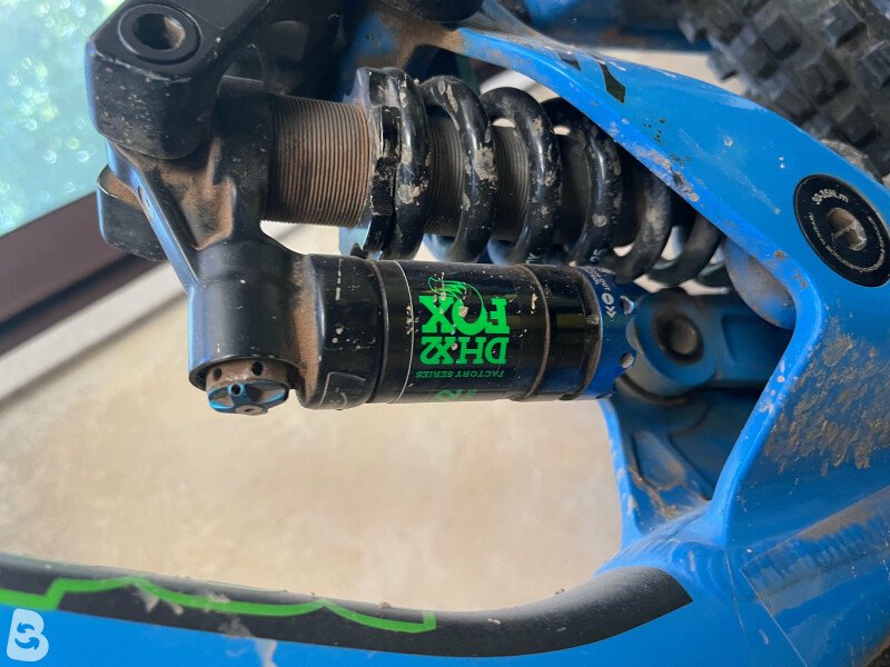 commencal supreme racing