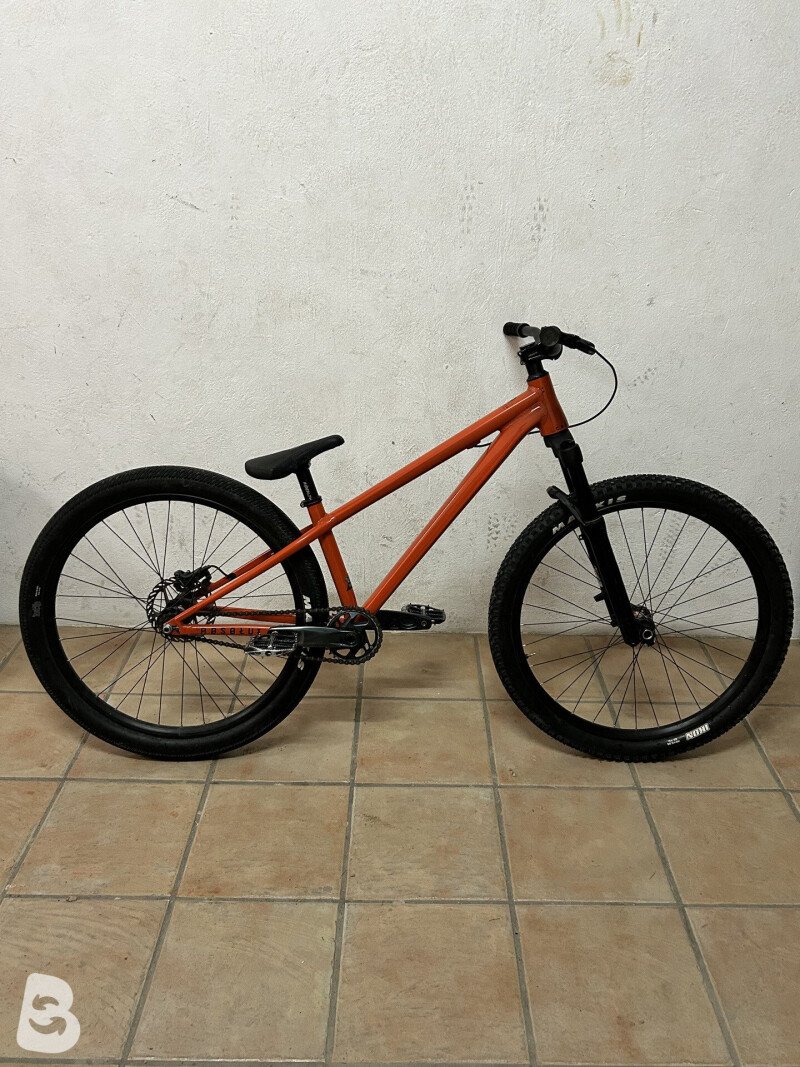 Commencal Absolut Orange 2021 used