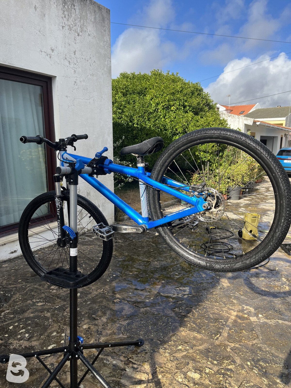 Octane One Zircus Dirt Jump 2021 used