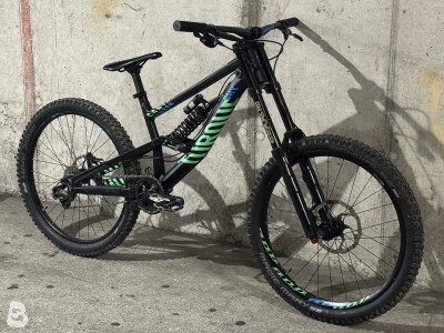 Downhill bikes: buy used & new | Bikeflip