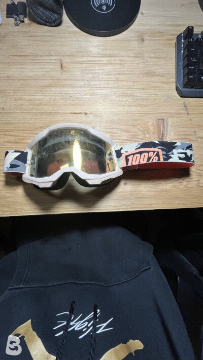 Oakley strada 2024