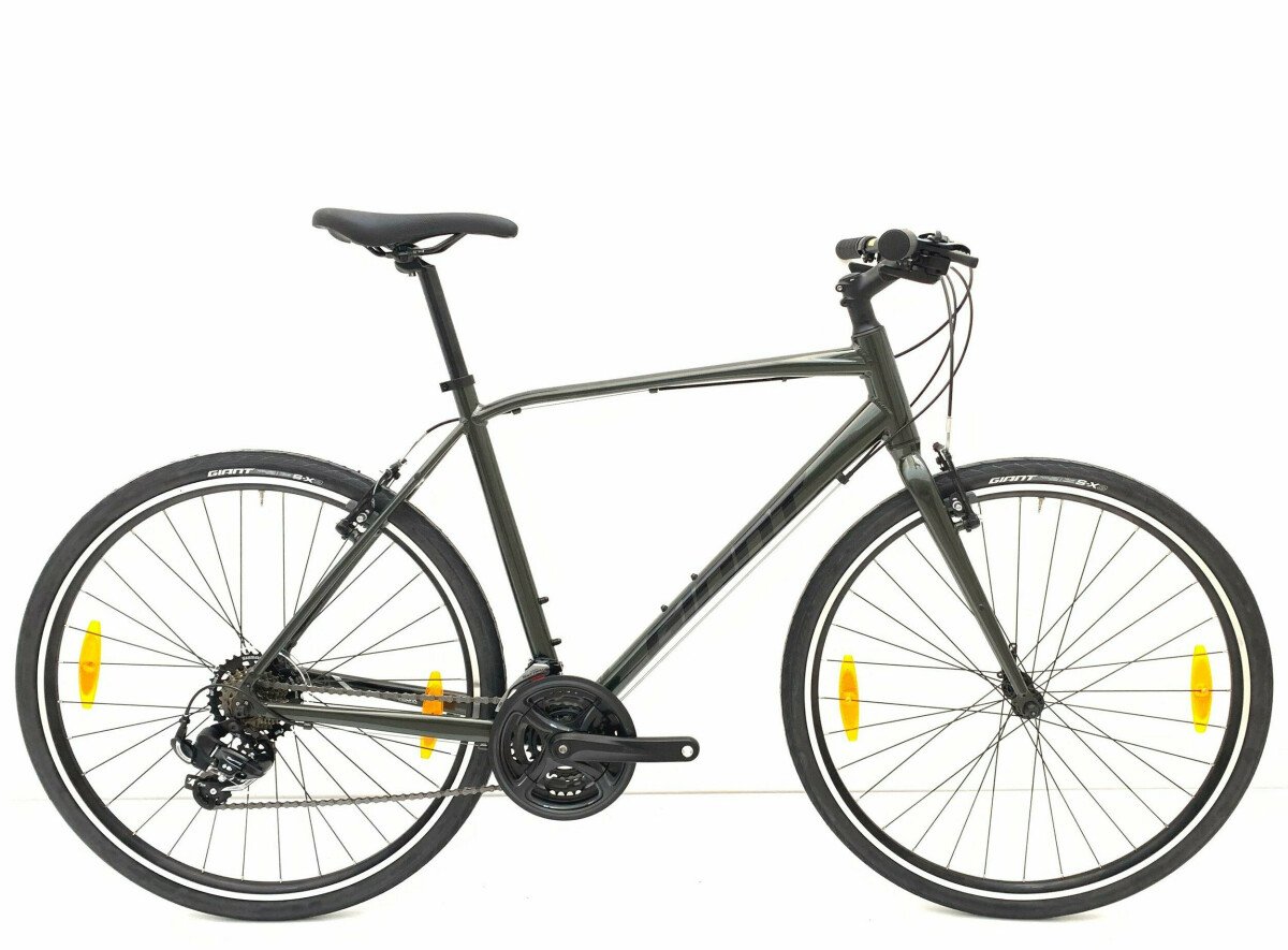 Giant escape deals 3 bike