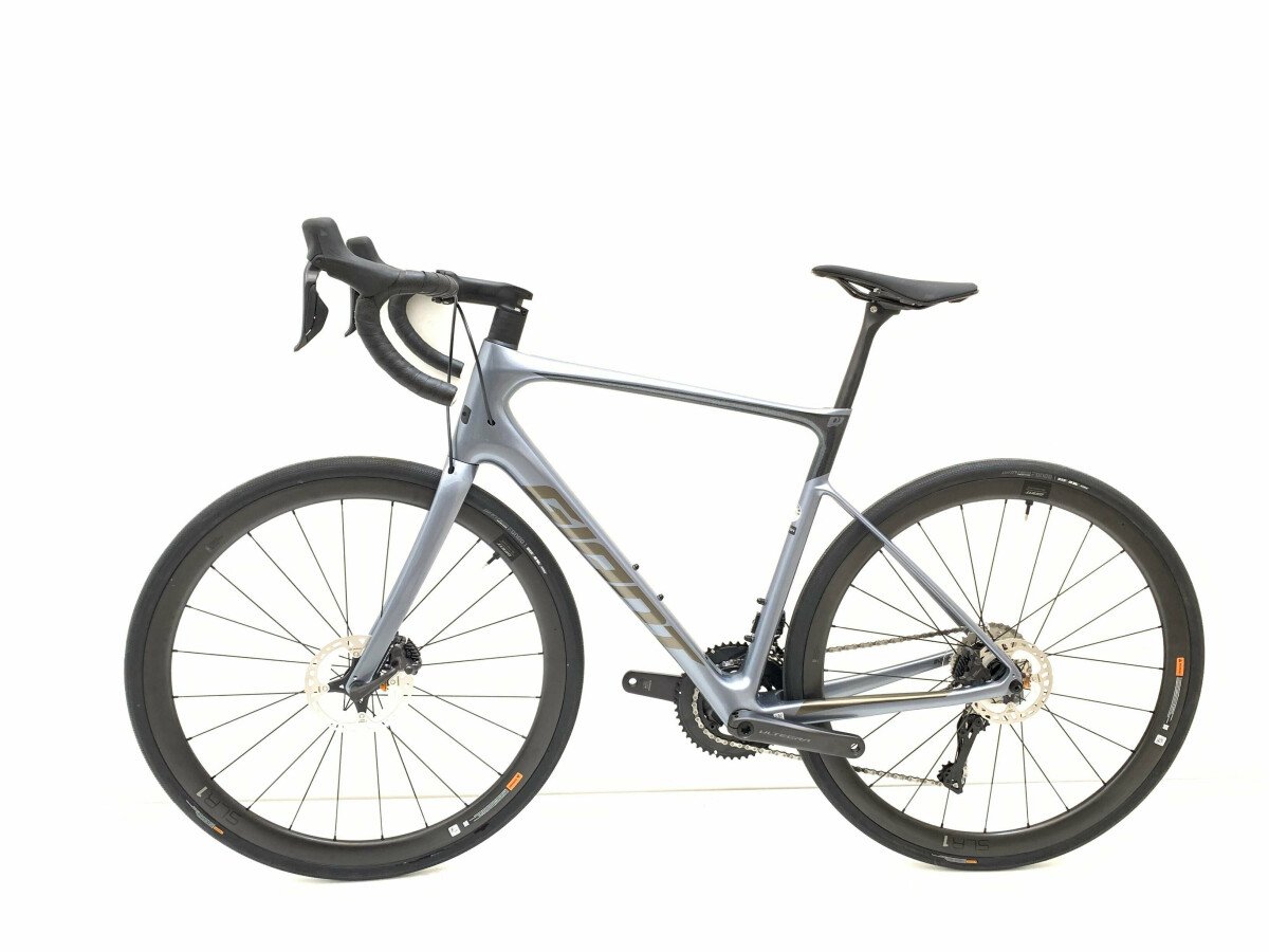 Giant defy advanced store pro 1 di2