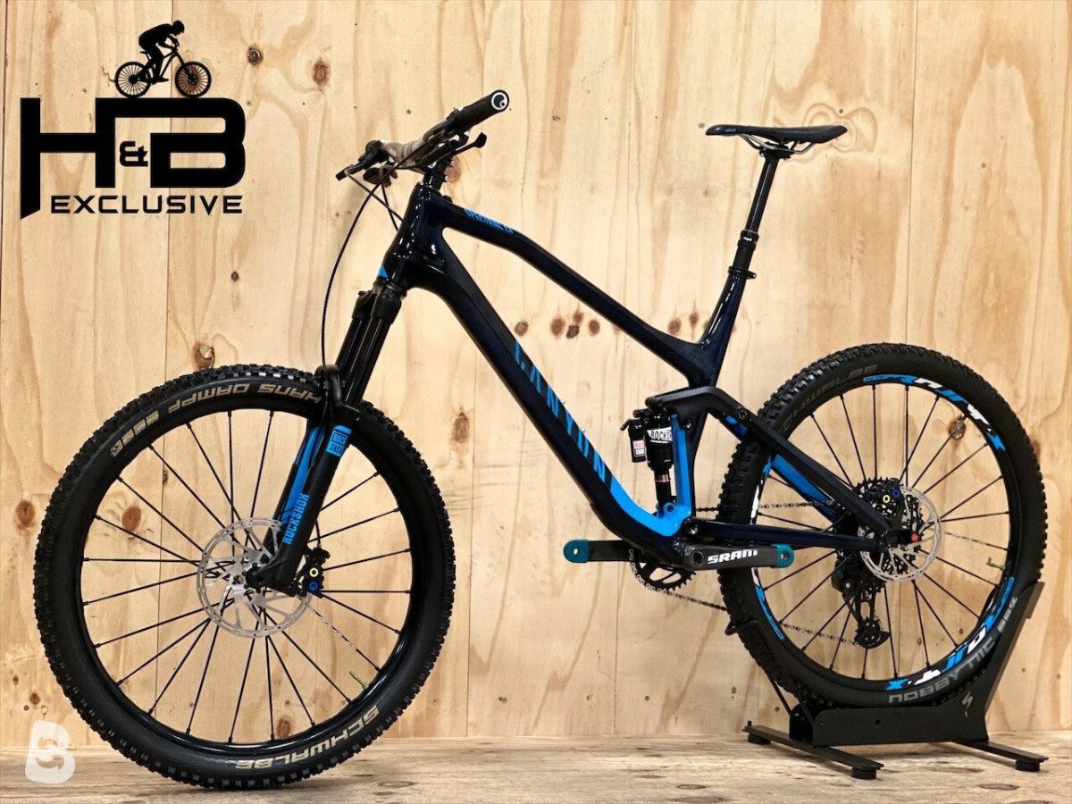 Canyon Spectral CF (2017) Frame - Reviews, Comparisons