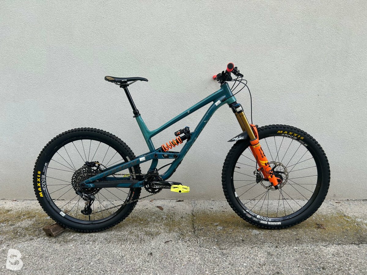 Commencal discount clash blue