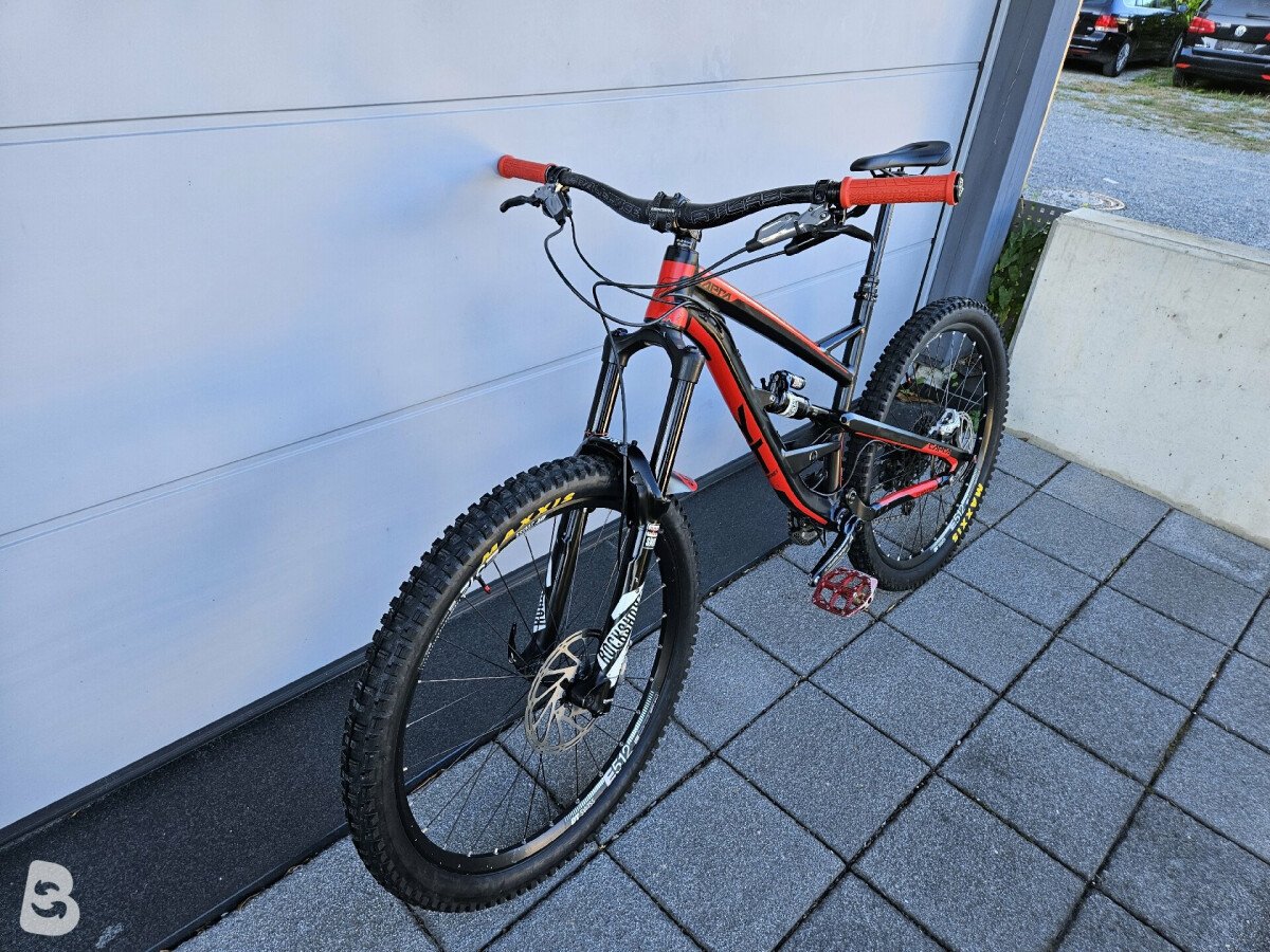 Yt industries hot sale capra 2017