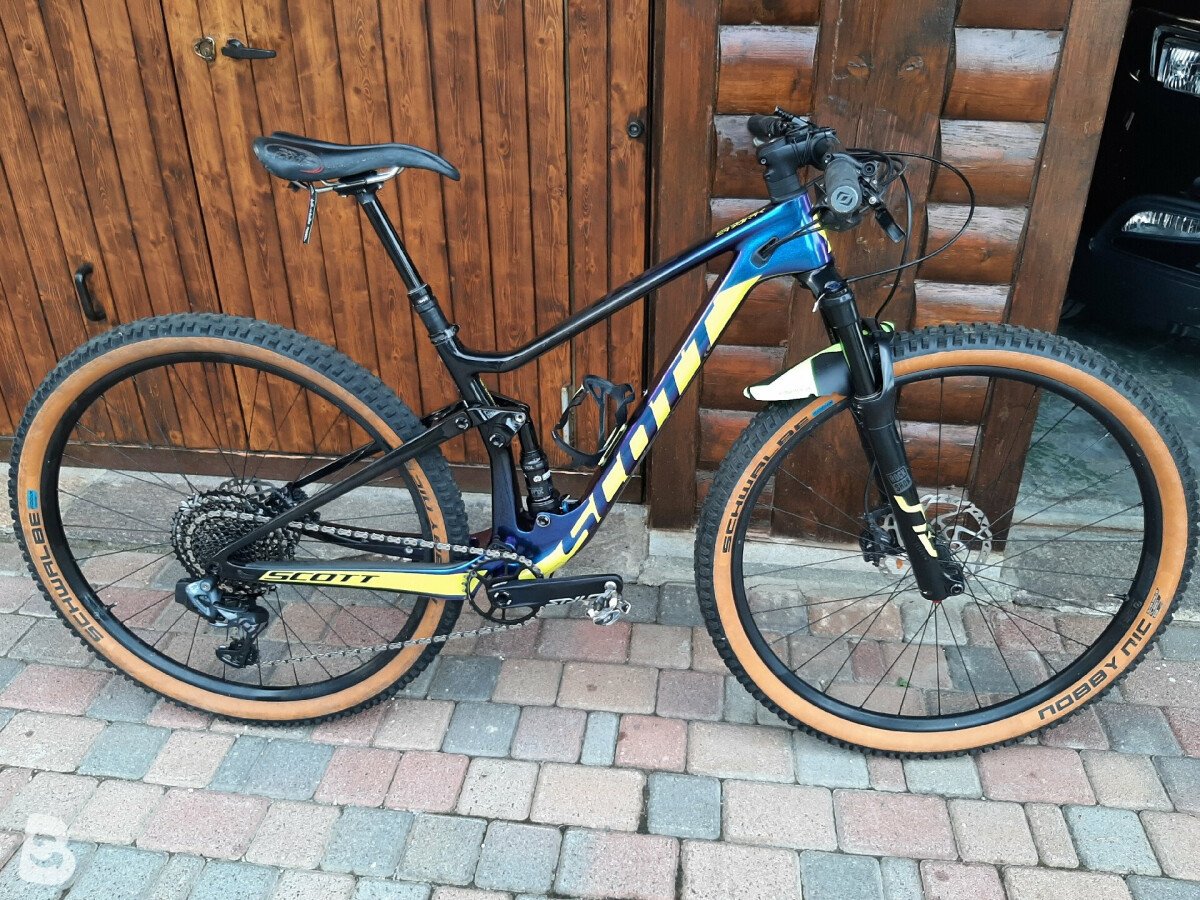 Scott spark rc cheap 900 team bike price