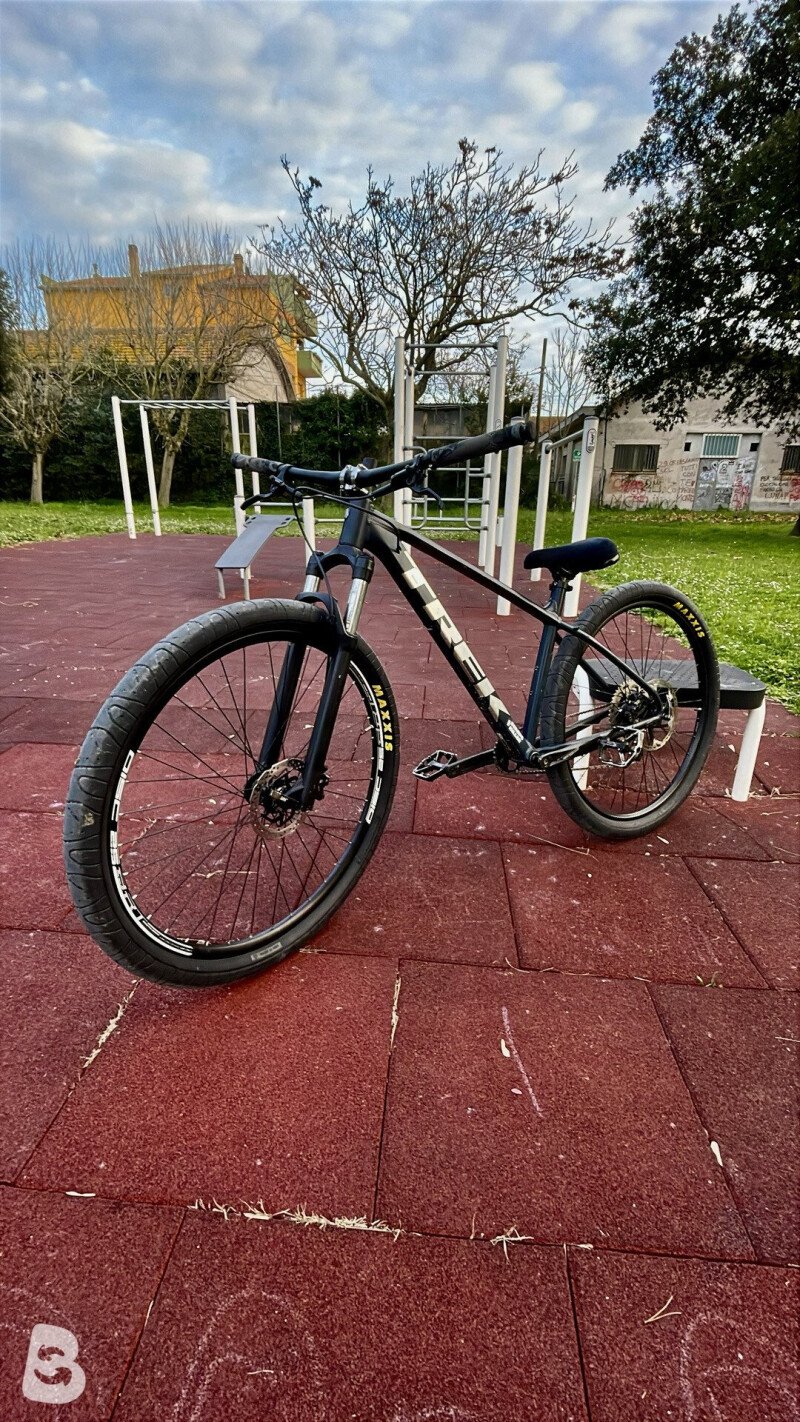 Trek Marlin 7 2022 used
