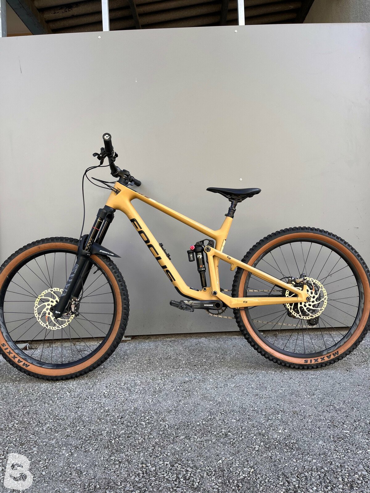 Focus enduro sales bike