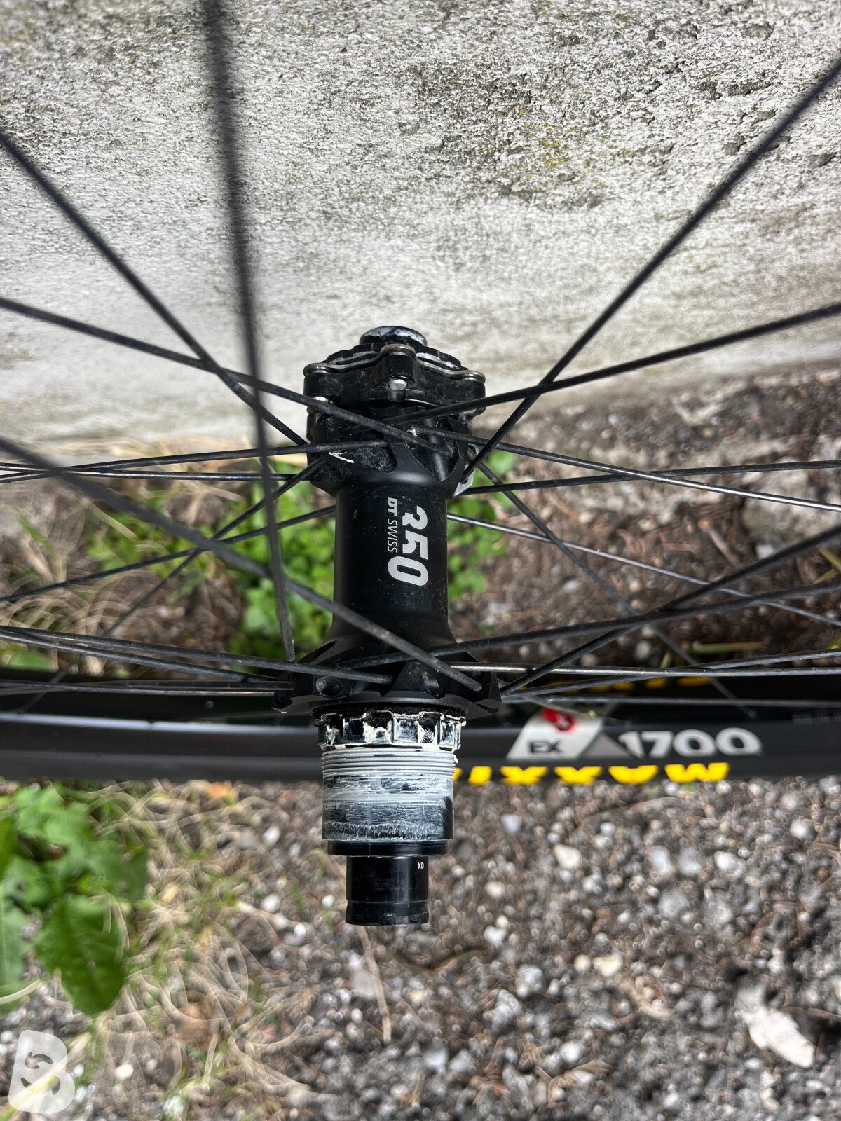 Ruota Anteriore DT Swiss E 1900 Spline 30 – 27.5″ Per MTB Enduro – Leggera