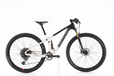Berria Mako X01 2022