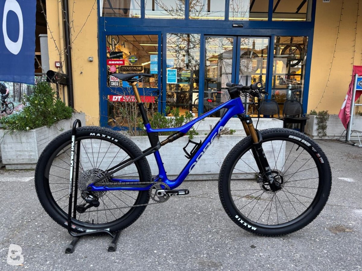 Orbea OIZ M-TEAM FACTORY SHIMANO XTR Di2 2026 used