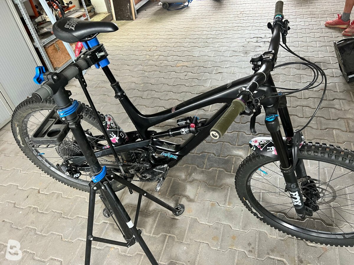 2020 yt capra sales 27.5