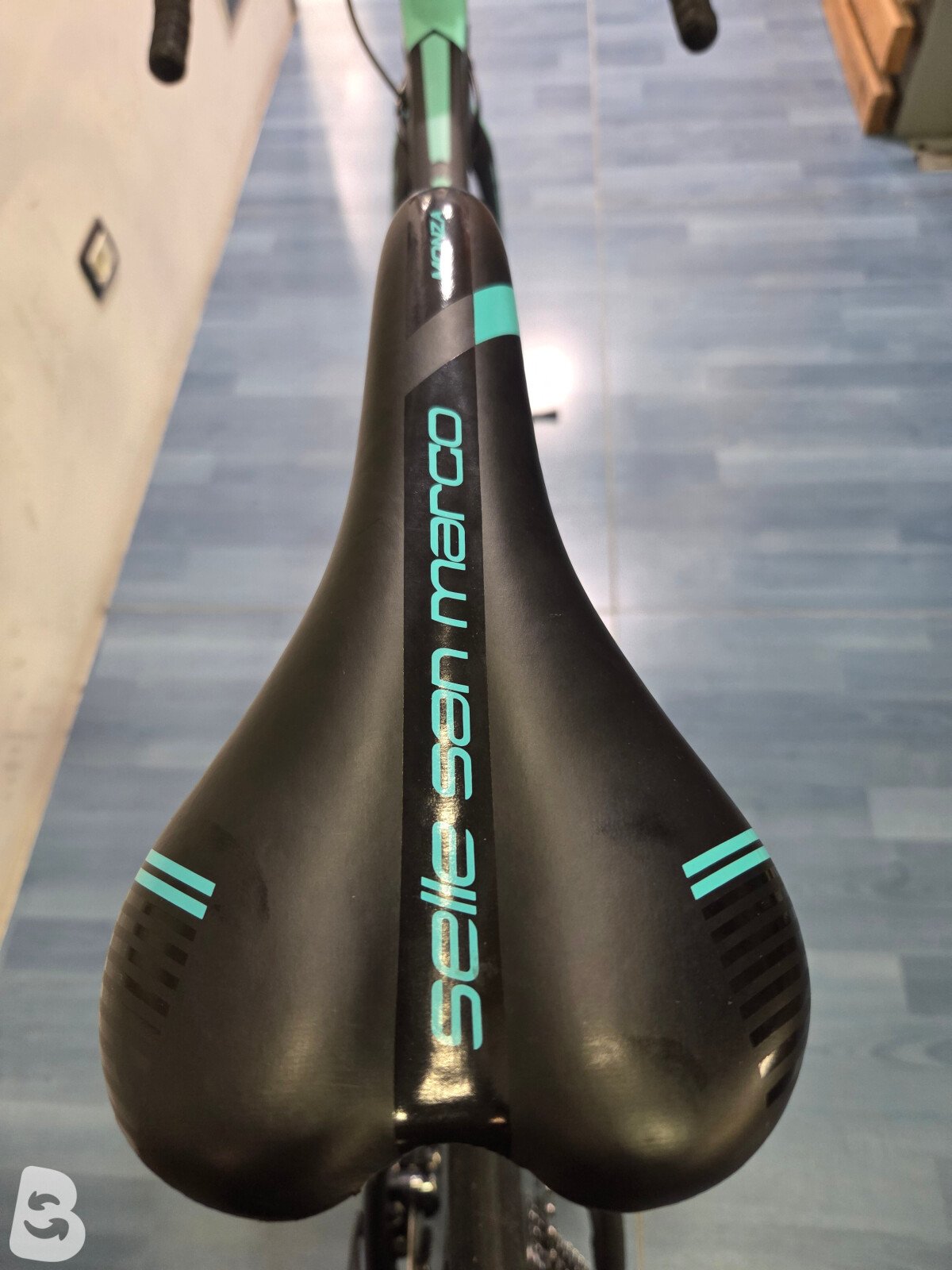 Bianchi Aria Disc Ultegra 2019 used