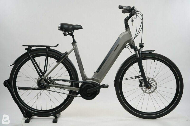 raleigh e bike bristol premium