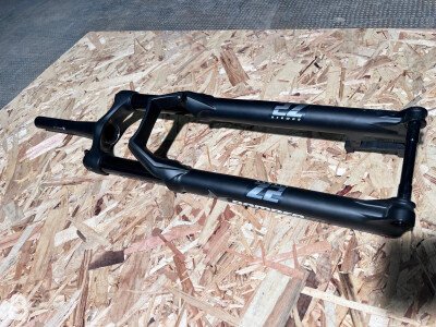 Marzocchi Bomber Z2 29"