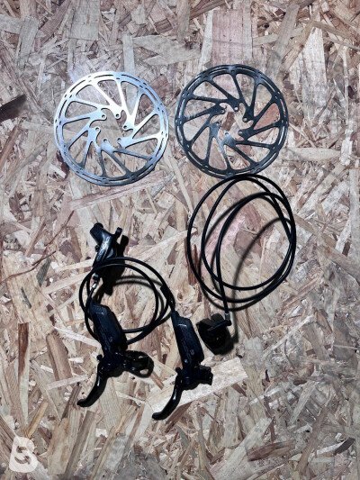 Sram code R