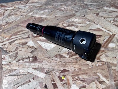 Rock Shox Deluxe Select
