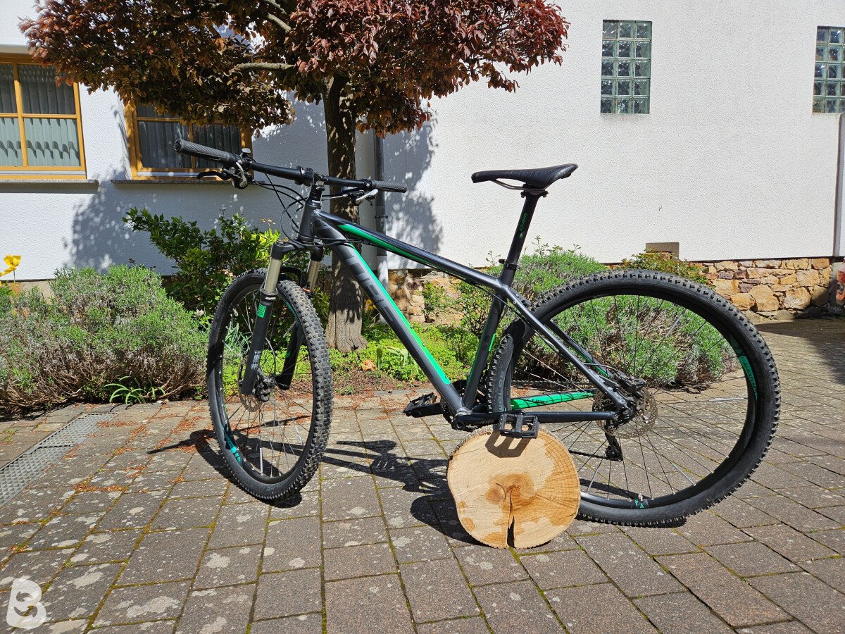 velo fahrradgriffe D 2 schwarz/grau 135/135 mm lang Sport & Freizeit Lohnzettel verstehen: So geht's Fam_Lvl_2: Accessoires Erntekiste:10kg (10% Rabatt)