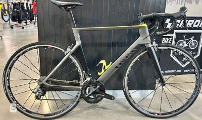 Canyon aeroad cf slx best sale 7.0 di2