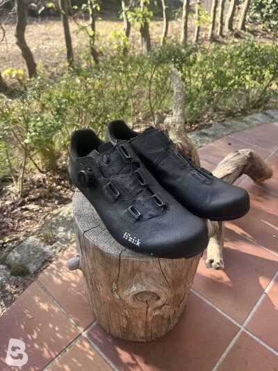 Fizik Tempo Decos Carbon