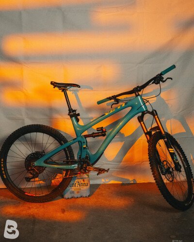 Yeti SB6 c 2017