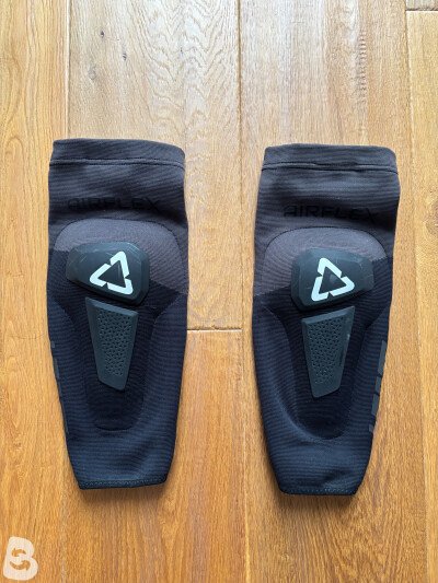Leatt AirFlex Hybrid 2023