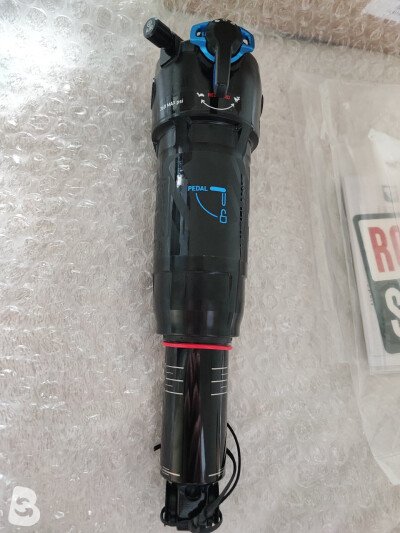 RockShox Ultimate RCT DebonAir 185x52,5 Trunnion 2024