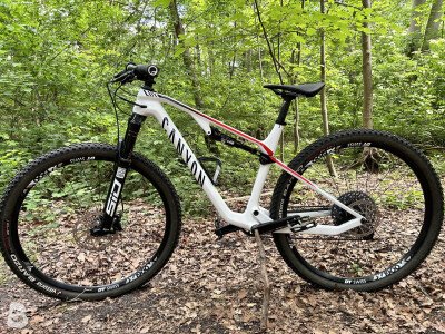 Canyon Lux CF 8.0 2021