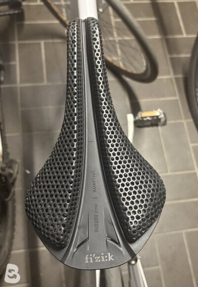Fizik Versus Evo Adaptive
