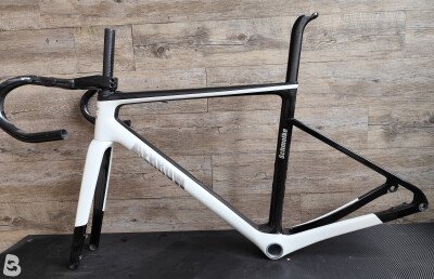 Schmolke Carbon Aerrow SL "Special Edition" 2026