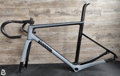 Schmolke Carbon Aerrow SL 2025