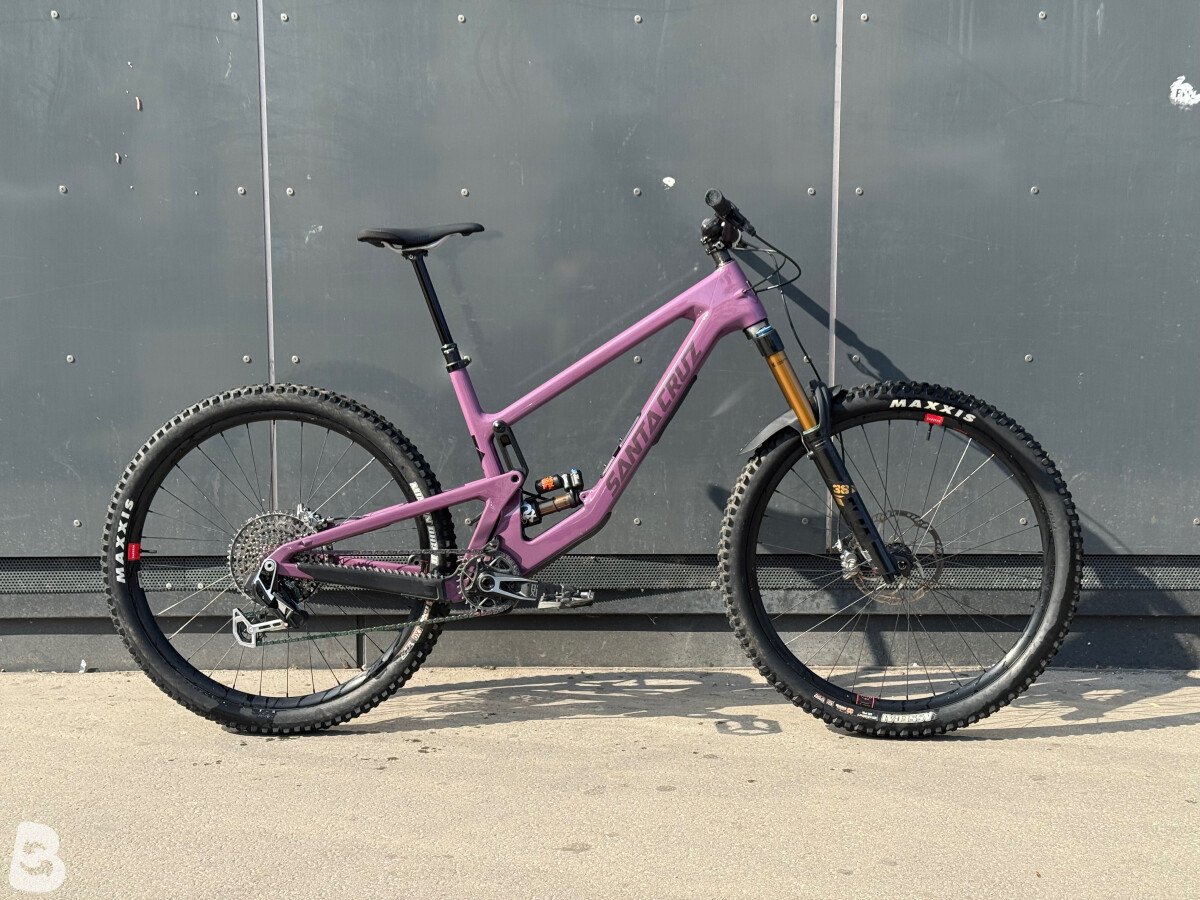 チェブラーシュカ Santa Cruz Megatower CC v2 2025 used